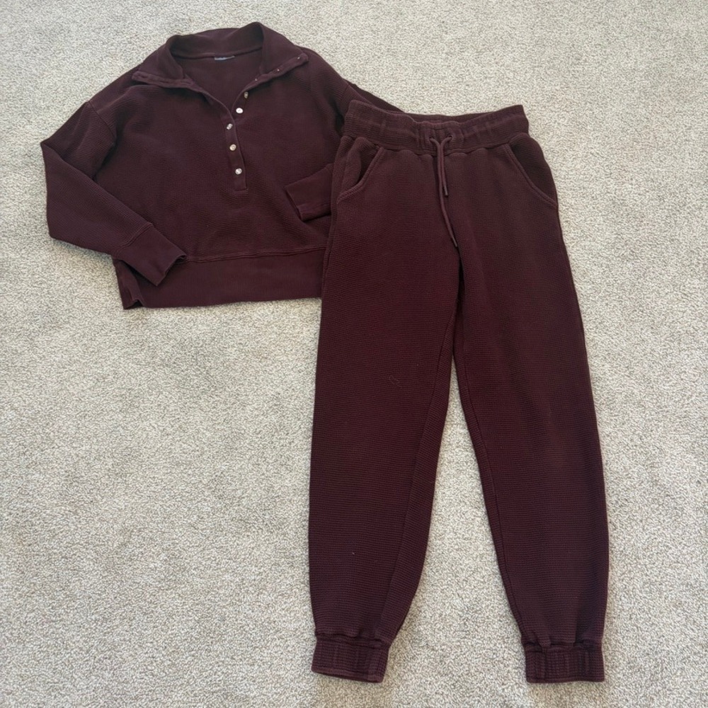Negative Waffle Knit Set Womens S/M Burgundy Jogger Pullover Minimalist Luxury